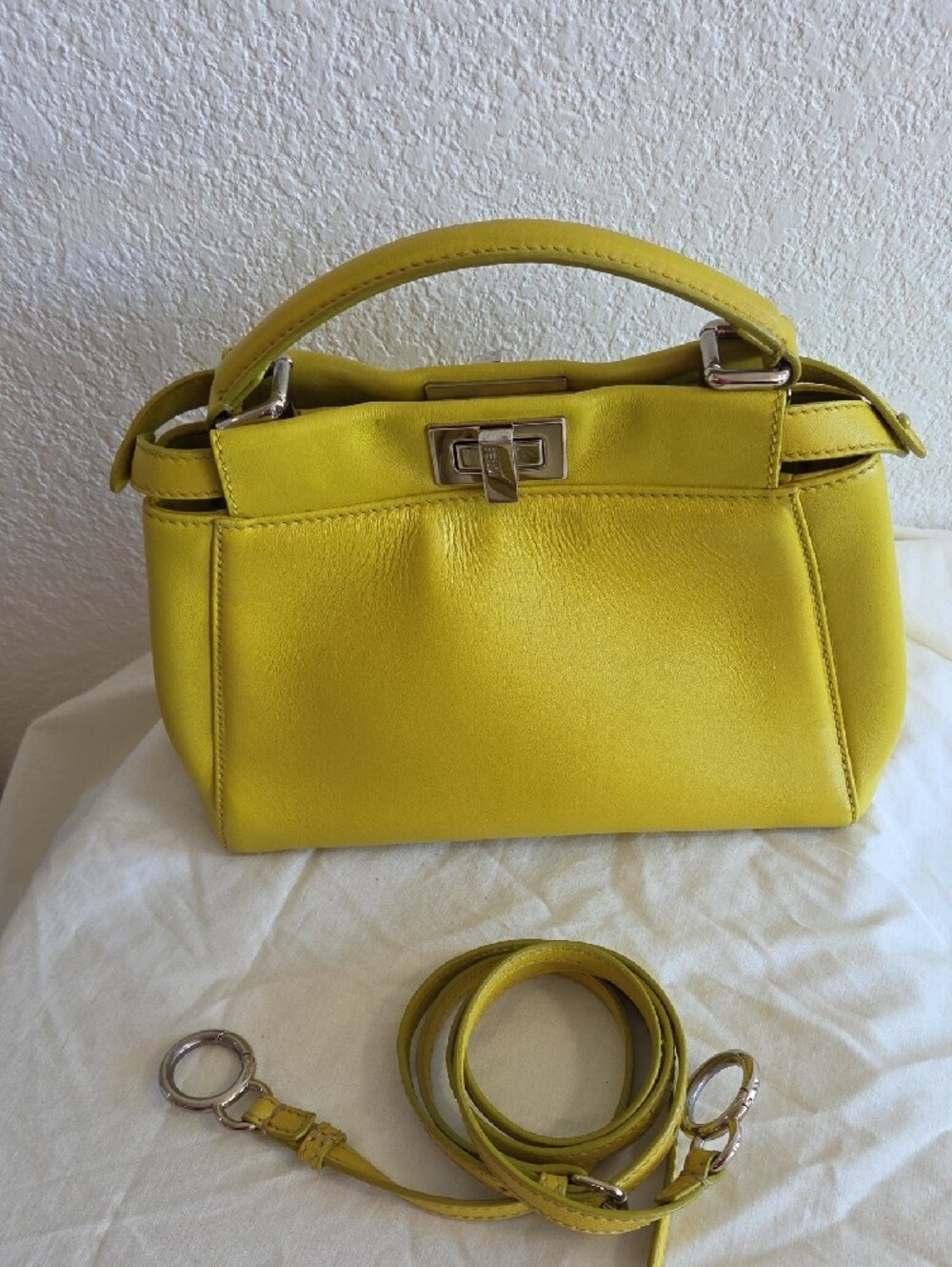 Fendi Peekaboo Yellow Handbag - Picture 3 of 9